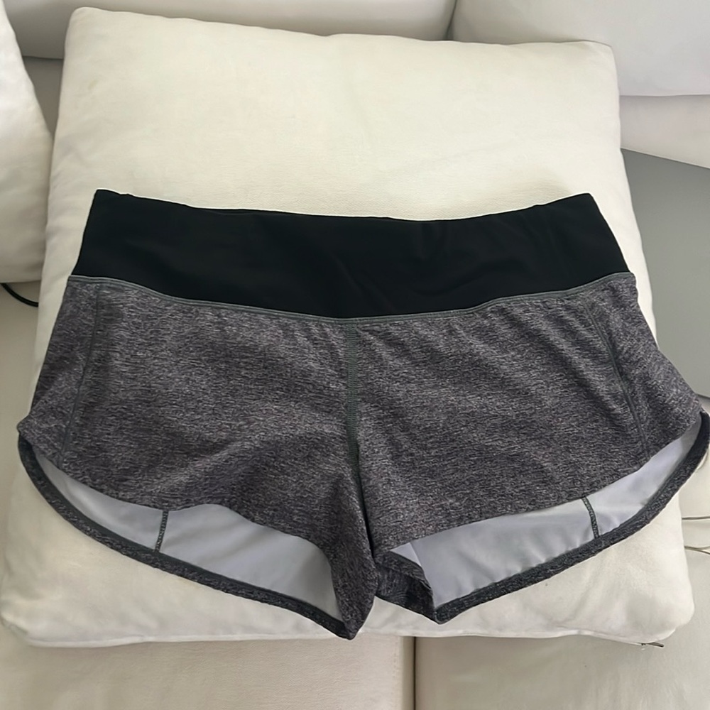 Lululemon Speed-up shorts, 2.5”